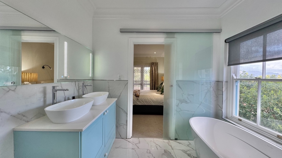 3 Bedroom Property for Sale in Spanish Farm Western Cape